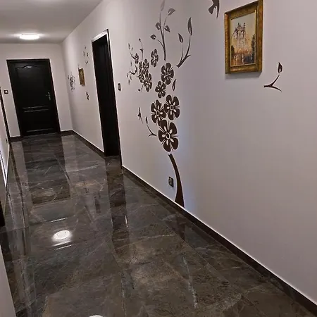 Lawenda Bed and Breakfast 3*